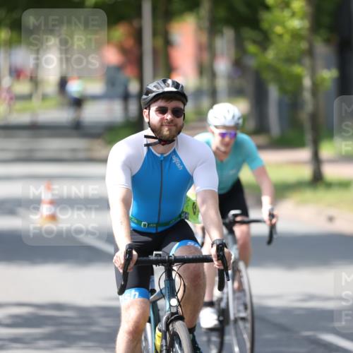 10.08.2025 - GEWOBA Citytriathlon Bremen Yannick Fuchs http://msf.ph/oto/8565162 10.08.2025 14:46:12 Radfahren 61, 182, 269, 270, 363, 422, 499 meine-sportfotos.de
