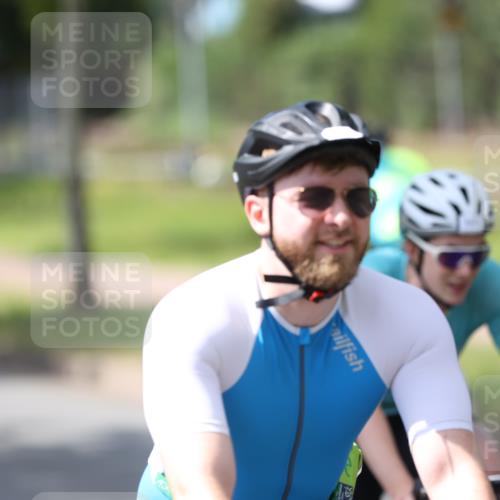 10.08.2025 - GEWOBA Citytriathlon Bremen Yannick Fuchs http://msf.ph/oto/8565164 10.08.2025 14:46:13 Radfahren 61, 182, 269, 270, 363, 422, 499 meine-sportfotos.de