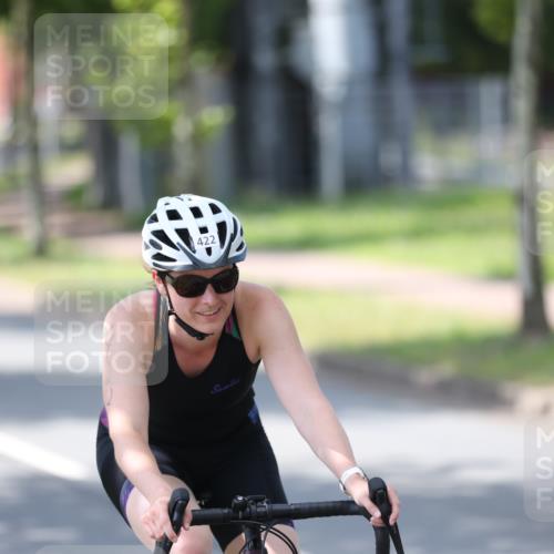 10.08.2025 - GEWOBA Citytriathlon Bremen Yannick Fuchs http://msf.ph/oto/8565172 10.08.2025 14:46:18 Radfahren 61, 270, 363, 422, 499 meine-sportfotos.de
