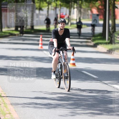 10.08.2025 - GEWOBA Citytriathlon Bremen Yannick Fuchs http://msf.ph/oto/8565213 10.08.2025 14:46:46 Radfahren 128, 158, 396, 406 meine-sportfotos.de