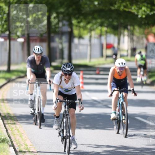10.08.2025 - GEWOBA Citytriathlon Bremen Yannick Fuchs http://msf.ph/oto/8565370 10.08.2025 14:48:08 Radfahren 22, 196, 331, 350, 447 meine-sportfotos.de