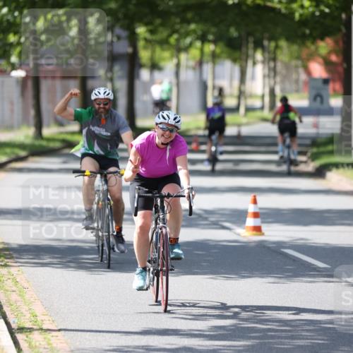 10.08.2025 - GEWOBA Citytriathlon Bremen Yannick Fuchs http://msf.ph/oto/8565404 10.08.2025 14:48:26 Radfahren 189, 196, 457 meine-sportfotos.de