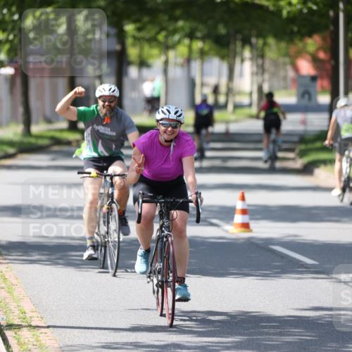 10.08.2025 - GEWOBA Citytriathlon Bremen Yannick Fuchs http://msf.ph/oto/8565406 10.08.2025 14:48:27 Radfahren 189, 196, 457 meine-sportfotos.de