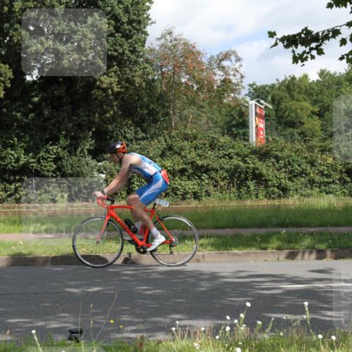 10.08.2025 - GEWOBA Citytriathlon Bremen Yannick Fuchs http://msf.ph/oto/8565571 10.08.2025 12:08:34 Radfahren 597, 603, 608, 661, 672, 677, 737, 797 meine-sportfotos.de