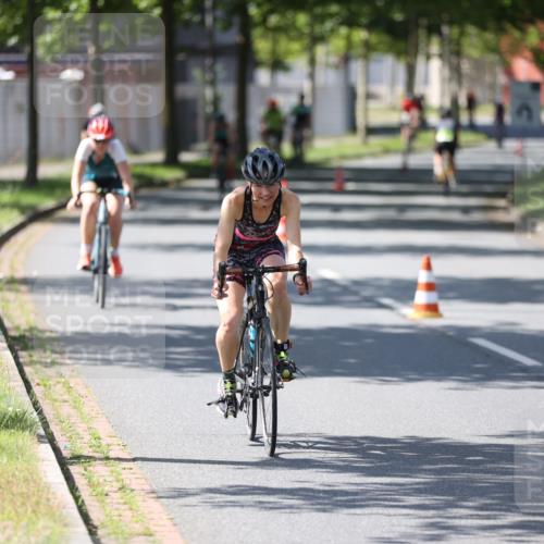 10.08.2025 - GEWOBA Citytriathlon Bremen Yannick Fuchs http://msf.ph/oto/8565585 10.08.2025 14:49:44 Radfahren 6, 169, 193, 305, 328, 377, 402, 407, 429, 461, 466, 491, 509, 517 meine-sportfotos.de