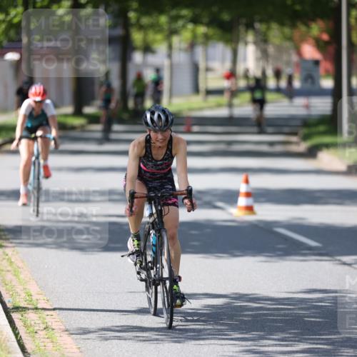 10.08.2025 - GEWOBA Citytriathlon Bremen Yannick Fuchs http://msf.ph/oto/8565587 10.08.2025 14:49:45 Radfahren 6, 169, 193, 305, 328, 377, 402, 407, 429, 461, 466, 491, 509, 517 meine-sportfotos.de