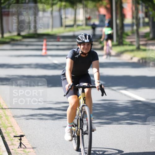 10.08.2025 - GEWOBA Citytriathlon Bremen Yannick Fuchs http://msf.ph/oto/8565712 10.08.2025 14:50:38 Radfahren 231, 416, 504 meine-sportfotos.de