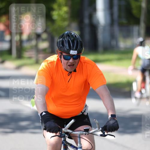 10.08.2025 - GEWOBA Citytriathlon Bremen Yannick Fuchs http://msf.ph/oto/8565721 10.08.2025 14:51:01 Radfahren 275, 379, 411, 470 meine-sportfotos.de