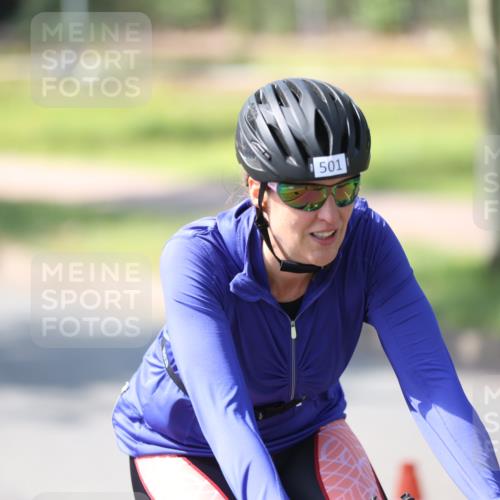 10.08.2025 - GEWOBA Citytriathlon Bremen Yannick Fuchs http://msf.ph/oto/8566005 10.08.2025 14:53:47 Radfahren 291, 300, 419, 438, 501 meine-sportfotos.de