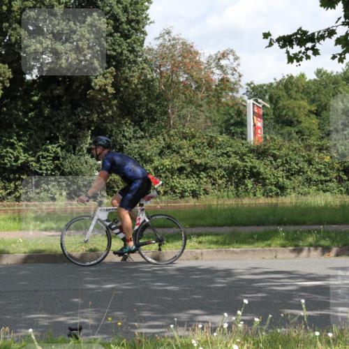 10.08.2025 - GEWOBA Citytriathlon Bremen Yannick Fuchs http://msf.ph/oto/8566034 10.08.2025 12:13:19 Radfahren 760, 774, 1013, 1026 meine-sportfotos.de