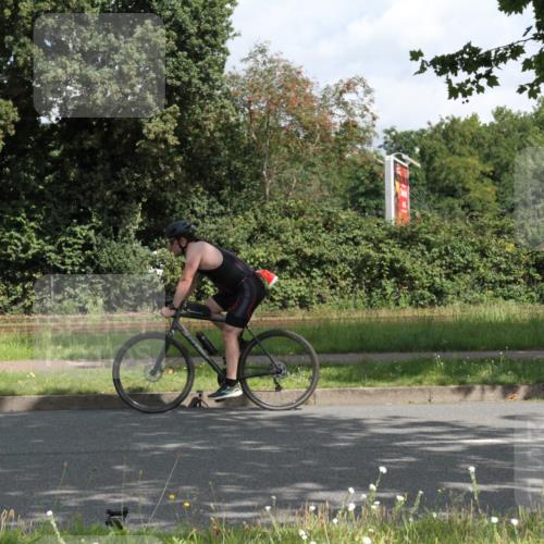 10.08.2025 - GEWOBA Citytriathlon Bremen Yannick Fuchs http://msf.ph/oto/8566075 10.08.2025 12:13:39 Radfahren 552, 568, 612, 621, 649, 664, 770, 774, 776, 823, 916, 1017 meine-sportfotos.de