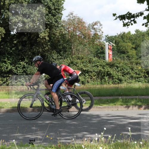 10.08.2025 - GEWOBA Citytriathlon Bremen Yannick Fuchs http://msf.ph/oto/8566124 10.08.2025 12:14:02 Radfahren 568, 587, 590, 615, 616, 689, 733, 788, 863, 873, 950, 951, 1030 meine-sportfotos.de
