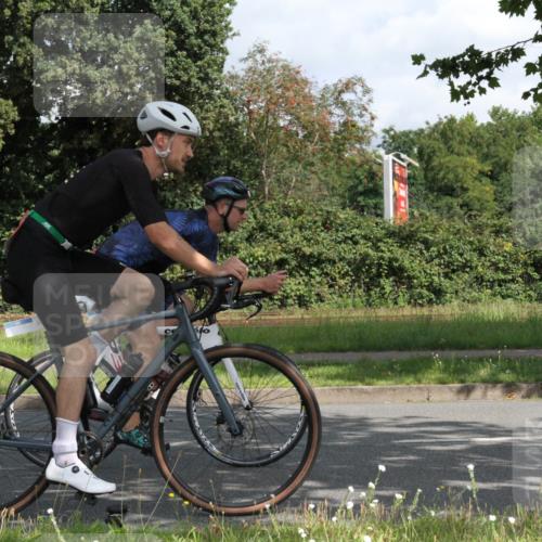 10.08.2025 - GEWOBA Citytriathlon Bremen Yannick Fuchs http://msf.ph/oto/8566146 10.08.2025 12:14:11 Radfahren 587, 615, 616, 630, 655, 689, 788, 793, 801, 873, 950, 951, 1030 meine-sportfotos.de