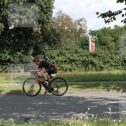 10.08.2025 - GEWOBA Citytriathlon Bremen Yannick Fuchs http://msf.ph/oto/8566154 10.08.2025 12:14:15 Radfahren 587, 615, 616, 630, 655, 689, 708, 788, 793, 801, 873, 888, 1030 meine-sportfotos.de
