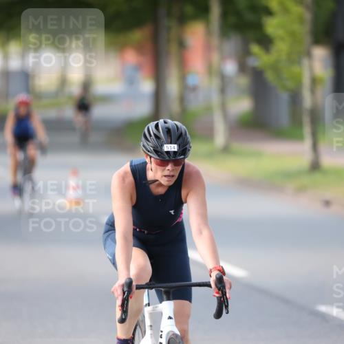 10.08.2025 - GEWOBA Citytriathlon Bremen Yannick Fuchs http://msf.ph/oto/8566178 10.08.2025 14:54:36 Radfahren 194, 316, 355, 370, 387, 393, 440, 489, 507, 514, 518 meine-sportfotos.de