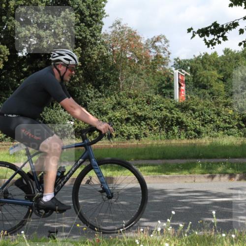 10.08.2025 - GEWOBA Citytriathlon Bremen Yannick Fuchs http://msf.ph/oto/8566179 10.08.2025 12:14:28 Radfahren 630, 632, 655, 681, 708, 735, 738, 793, 801, 806, 838, 888 meine-sportfotos.de