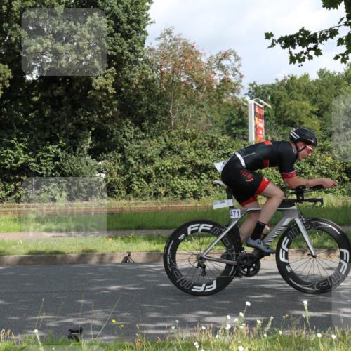 10.08.2025 - GEWOBA Citytriathlon Bremen Yannick Fuchs http://msf.ph/oto/8566227 10.08.2025 12:14:56 Radfahren 551, 627, 635, 657, 736, 753, 826, 857, 895, 897, 959, 1020 meine-sportfotos.de