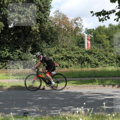 10.08.2025 - GEWOBA Citytriathlon Bremen Yannick Fuchs http://msf.ph/oto/8566320 10.08.2025 12:15:47 Radfahren 600, 626, 641, 682, 715, 824, 836, 839, 840, 859, 891, 1016, 1022 meine-sportfotos.de