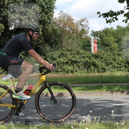 10.08.2025 - GEWOBA Citytriathlon Bremen Yannick Fuchs http://msf.ph/oto/8566363 10.08.2025 12:16:02 Radfahren 600, 654, 682, 686, 707, 715, 824, 836, 840, 859, 891, 1016, 1022 meine-sportfotos.de