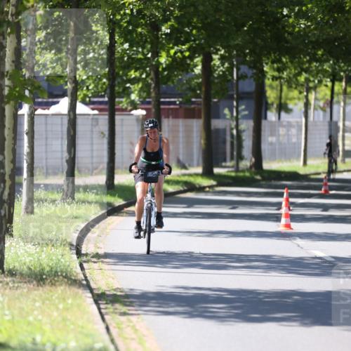 10.08.2025 - GEWOBA Citytriathlon Bremen Yannick Fuchs http://msf.ph/oto/8566370 10.08.2025 14:56:57 Radfahren 299, 388, 414, 435 meine-sportfotos.de