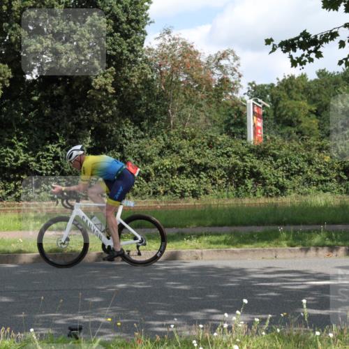 10.08.2025 - GEWOBA Citytriathlon Bremen Yannick Fuchs http://msf.ph/oto/8566384 10.08.2025 12:16:32 Radfahren 567, 742, 768, 820, 843, 902 meine-sportfotos.de