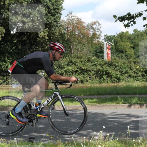 10.08.2025 - GEWOBA Citytriathlon Bremen Yannick Fuchs http://msf.ph/oto/8566404 10.08.2025 12:16:44 Radfahren 567, 742, 768, 783, 822, 843, 902, 915, 1010, 1035, 1039 meine-sportfotos.de