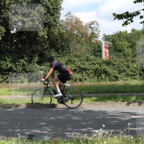 10.08.2025 - GEWOBA Citytriathlon Bremen Yannick Fuchs http://msf.ph/oto/8566426 10.08.2025 12:16:58 Radfahren 783, 822, 877, 915, 956, 1010, 1035, 1037, 1039 meine-sportfotos.de