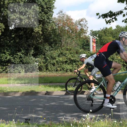 10.08.2025 - GEWOBA Citytriathlon Bremen Yannick Fuchs http://msf.ph/oto/8566436 10.08.2025 12:17:03 Radfahren 822, 877, 956, 1010, 1037 meine-sportfotos.de