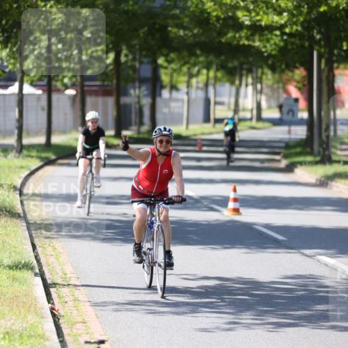 10.08.2025 - GEWOBA Citytriathlon Bremen Yannick Fuchs http://msf.ph/oto/8566518 10.08.2025 14:59:46 Radfahren 380 meine-sportfotos.de