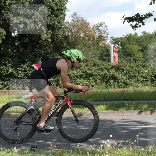 10.08.2025 - GEWOBA Citytriathlon Bremen Yannick Fuchs http://msf.ph/oto/8566546 10.08.2025 12:18:04 Radfahren 553, 560, 579, 582, 741, 765, 794, 833, 867, 933, 966, 977 meine-sportfotos.de