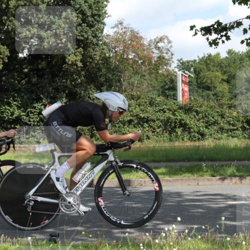 10.08.2025 - GEWOBA Citytriathlon Bremen Yannick Fuchs http://msf.ph/oto/8566570 10.08.2025 12:18:23 Radfahren 579, 582, 637, 678, 680, 763, 855, 914, 919, 973 meine-sportfotos.de