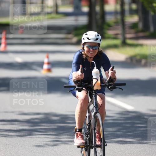 10.08.2025 - GEWOBA Citytriathlon Bremen Yannick Fuchs http://msf.ph/oto/8566583 10.08.2025 15:03:12 Radfahren 529 meine-sportfotos.de