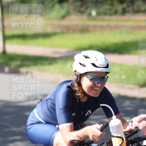 10.08.2025 - GEWOBA Citytriathlon Bremen Yannick Fuchs http://msf.ph/oto/8566592 10.08.2025 15:03:13 Radfahren 529 meine-sportfotos.de