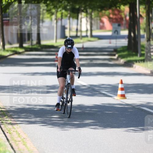 10.08.2025 - GEWOBA Citytriathlon Bremen Yannick Fuchs http://msf.ph/oto/8566627 10.08.2025 15:06:59 Radfahren 343 meine-sportfotos.de