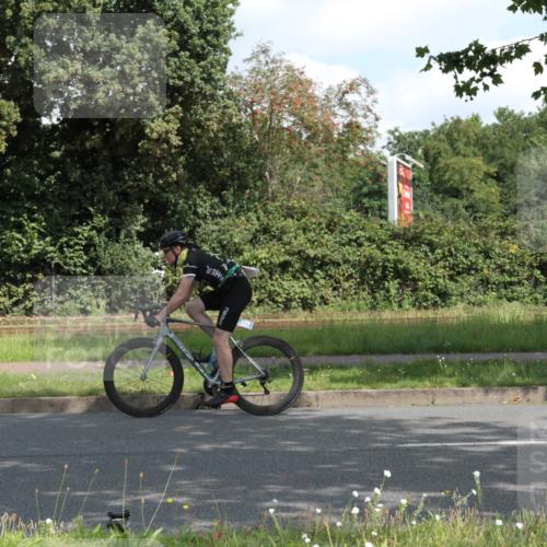 10.08.2025 - GEWOBA Citytriathlon Bremen Yannick Fuchs http://msf.ph/oto/8566653 10.08.2025 12:19:21 Radfahren 709, 750, 762, 804, 872, 1033 meine-sportfotos.de