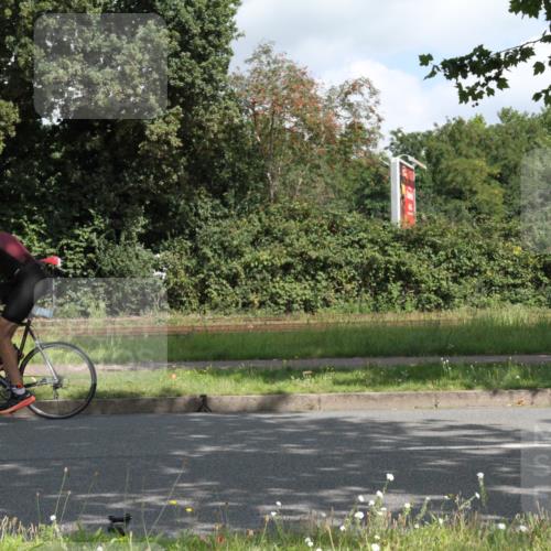 10.08.2025 - GEWOBA Citytriathlon Bremen Yannick Fuchs http://msf.ph/oto/8566679 10.08.2025 12:20:02 Radfahren 639, 719, 739, 764, 782, 784, 841, 844, 920, 1027 meine-sportfotos.de