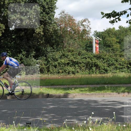 10.08.2025 - GEWOBA Citytriathlon Bremen Yannick Fuchs http://msf.ph/oto/8566774 10.08.2025 12:21:27 Radfahren 618, 761, 785, 913, 923, 949, 975 meine-sportfotos.de