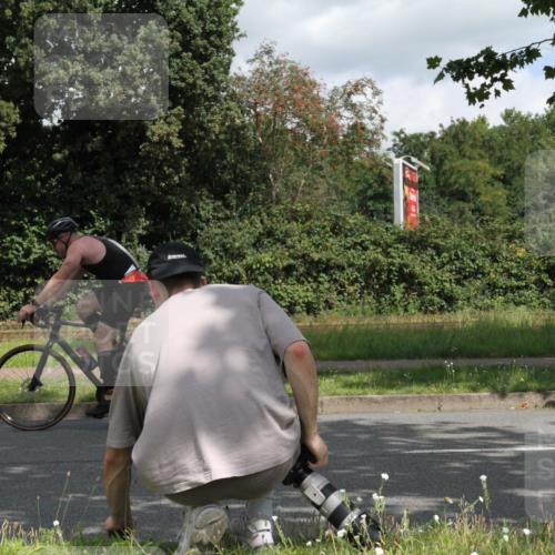 10.08.2025 - GEWOBA Citytriathlon Bremen Yannick Fuchs http://msf.ph/oto/8566805 10.08.2025 12:21:38 Radfahren 618, 923, 949 meine-sportfotos.de