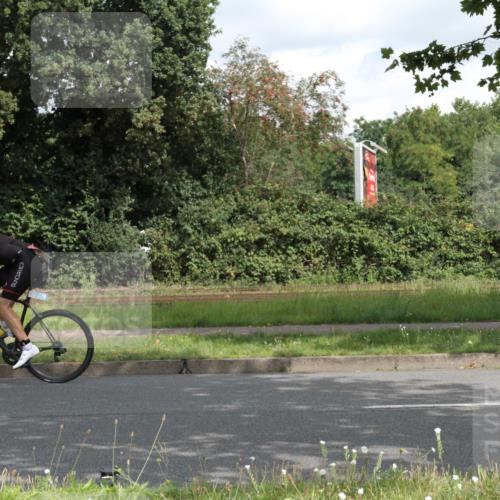 10.08.2025 - GEWOBA Citytriathlon Bremen Yannick Fuchs http://msf.ph/oto/8566850 10.08.2025 12:23:38 Radfahren 696, 746, 754, 797, 802, 831, 945, 983 meine-sportfotos.de