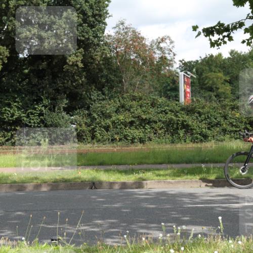 10.08.2025 - GEWOBA Citytriathlon Bremen Yannick Fuchs http://msf.ph/oto/8566861 10.08.2025 12:23:42 Radfahren 721, 746, 797, 831, 945, 983 meine-sportfotos.de