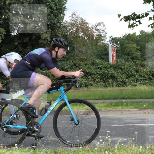10.08.2025 - GEWOBA Citytriathlon Bremen Yannick Fuchs http://msf.ph/oto/8566886 10.08.2025 12:24:20 Radfahren 557, 613, 614, 623, 650, 723, 724, 779, 809, 883, 925, 944, 964, 1028, 1036 meine-sportfotos.de
