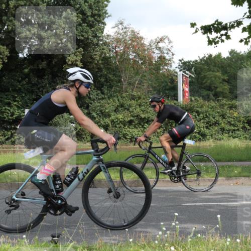 10.08.2025 - GEWOBA Citytriathlon Bremen Yannick Fuchs http://msf.ph/oto/8566894 10.08.2025 12:24:29 Radfahren 557, 613, 623, 660, 672, 705, 723, 724, 779, 809, 883, 925, 944, 964, 1006, 1036 meine-sportfotos.de