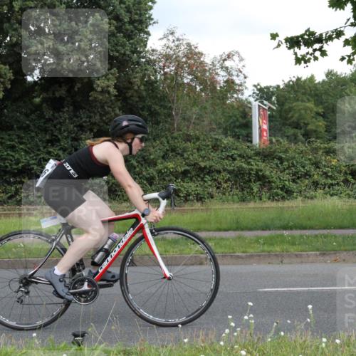 10.08.2025 - GEWOBA Citytriathlon Bremen Yannick Fuchs http://msf.ph/oto/8566897 10.08.2025 12:24:31 Radfahren 557, 597, 613, 623, 660, 672, 705, 723, 724, 779, 809, 883, 925, 944, 964, 1006, 1036 meine-sportfotos.de