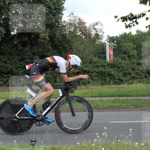 10.08.2025 - GEWOBA Citytriathlon Bremen Yannick Fuchs http://msf.ph/oto/8566907 10.08.2025 12:24:48 Radfahren 597, 660, 672, 698, 737, 880, 890, 896, 954, 955, 1006 meine-sportfotos.de