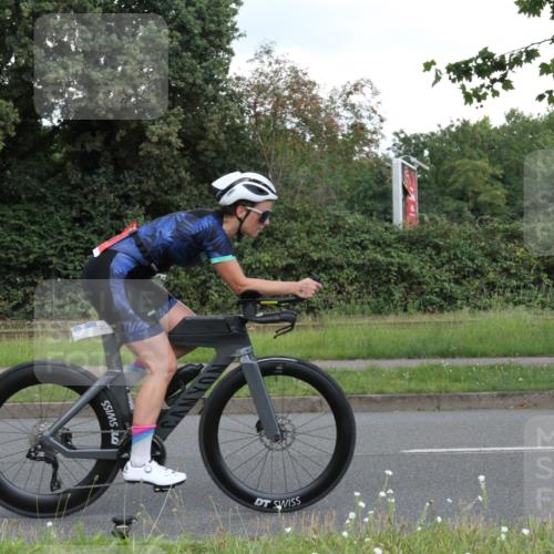 10.08.2025 - GEWOBA Citytriathlon Bremen Yannick Fuchs http://msf.ph/oto/8566912 10.08.2025 12:24:57 Radfahren 698, 737, 814, 880, 890, 896, 954, 955, 958 meine-sportfotos.de