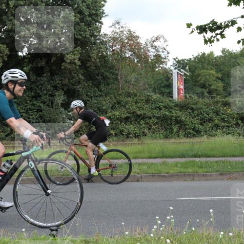 10.08.2025 - GEWOBA Citytriathlon Bremen Yannick Fuchs http://msf.ph/oto/8566923 10.08.2025 12:25:16 Radfahren 595, 619, 908, 958, 965, 1024 meine-sportfotos.de