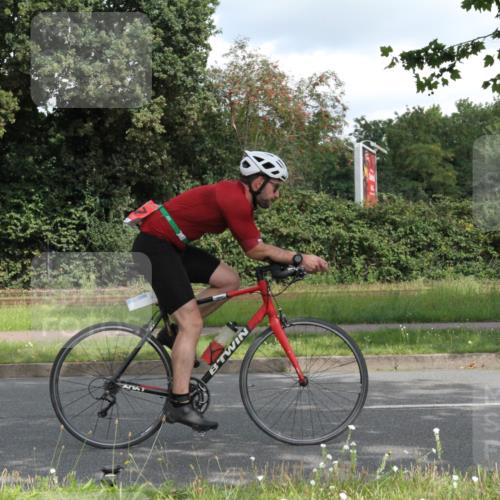 10.08.2025 - GEWOBA Citytriathlon Bremen Yannick Fuchs http://msf.ph/oto/8566944 10.08.2025 12:25:48 Radfahren 677, 684, 693, 755, 830, 849, 850, 968, 1014 meine-sportfotos.de