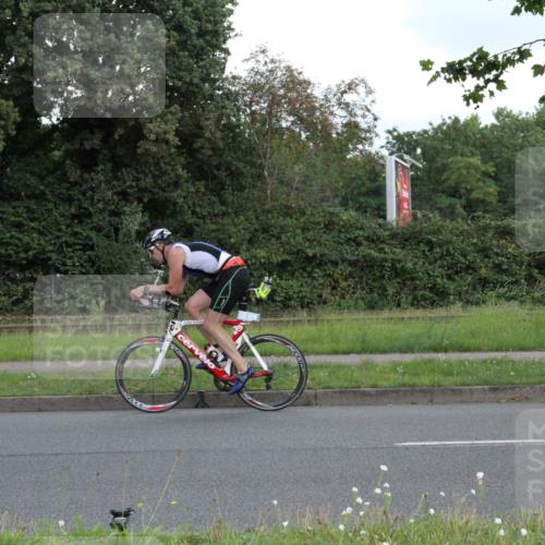 10.08.2025 - GEWOBA Citytriathlon Bremen Yannick Fuchs http://msf.ph/oto/8567015 10.08.2025 12:27:22 Radfahren 568, 586, 607, 633, 792, 835, 918, 929, 962 meine-sportfotos.de