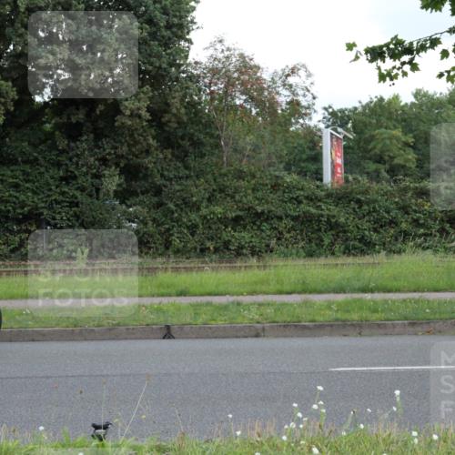 10.08.2025 - GEWOBA Citytriathlon Bremen Yannick Fuchs http://msf.ph/oto/8567032 10.08.2025 12:27:42 Radfahren 568, 647, 669, 819, 835, 929, 963, 1038 meine-sportfotos.de