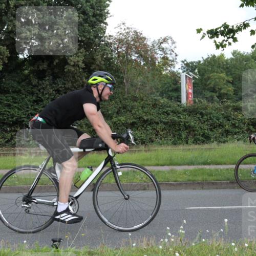 10.08.2025 - GEWOBA Citytriathlon Bremen Yannick Fuchs http://msf.ph/oto/8567050 10.08.2025 12:28:20 Radfahren 612, 625, 651, 685, 748, 812, 816, 828, 898, 907, 980 meine-sportfotos.de